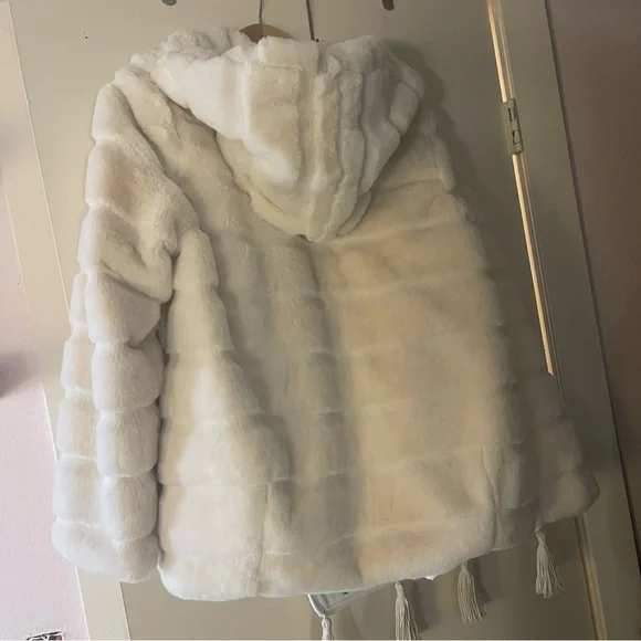 🫧🌬️☁️🌨️🕊️ SOFTEST XL Apparis coat🐚🌫️🌨️❄️☁️ - Picture 2 of 10